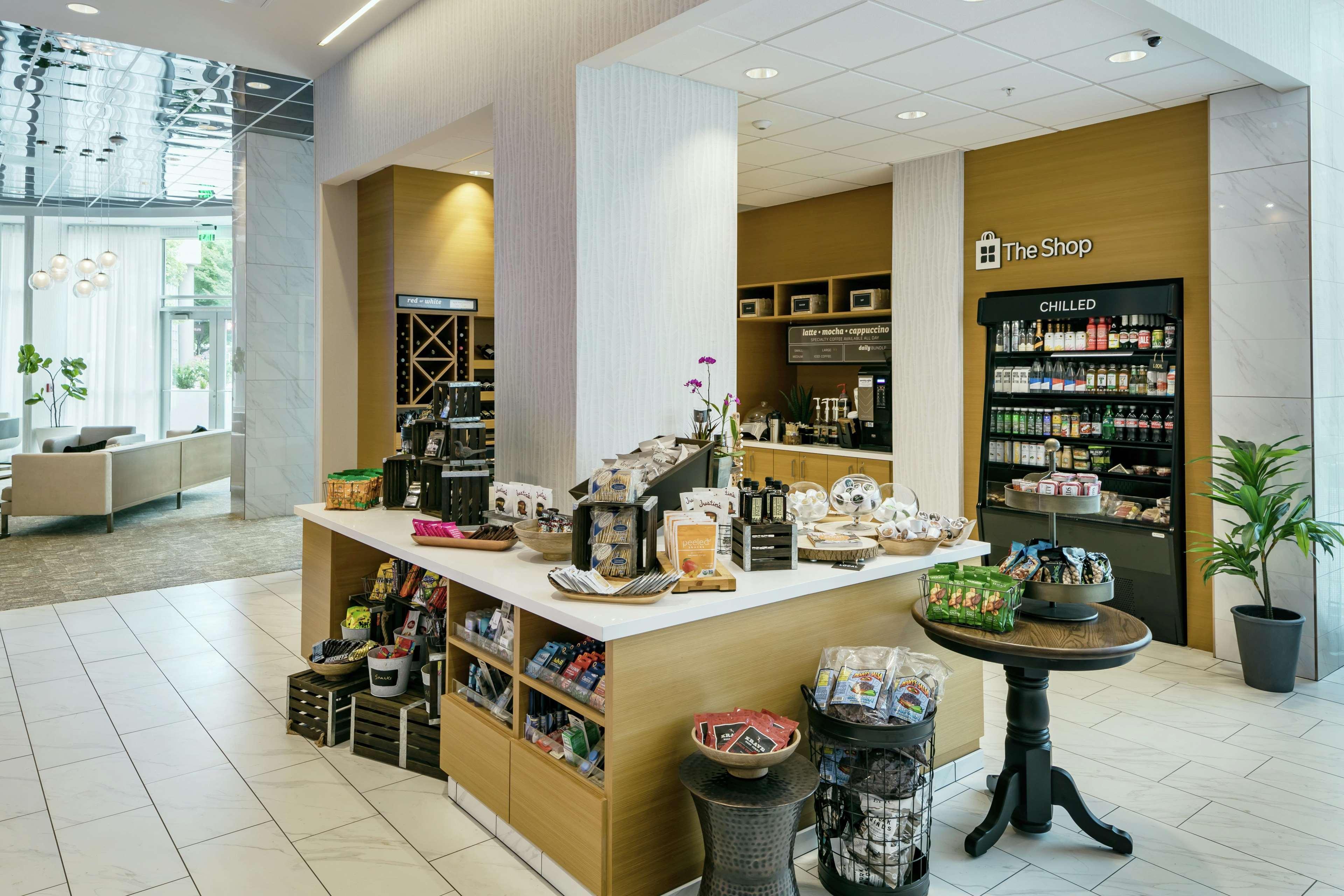 Hilton Garden Inn Seattle Bellevue Downtown, Wa Bagian luar foto