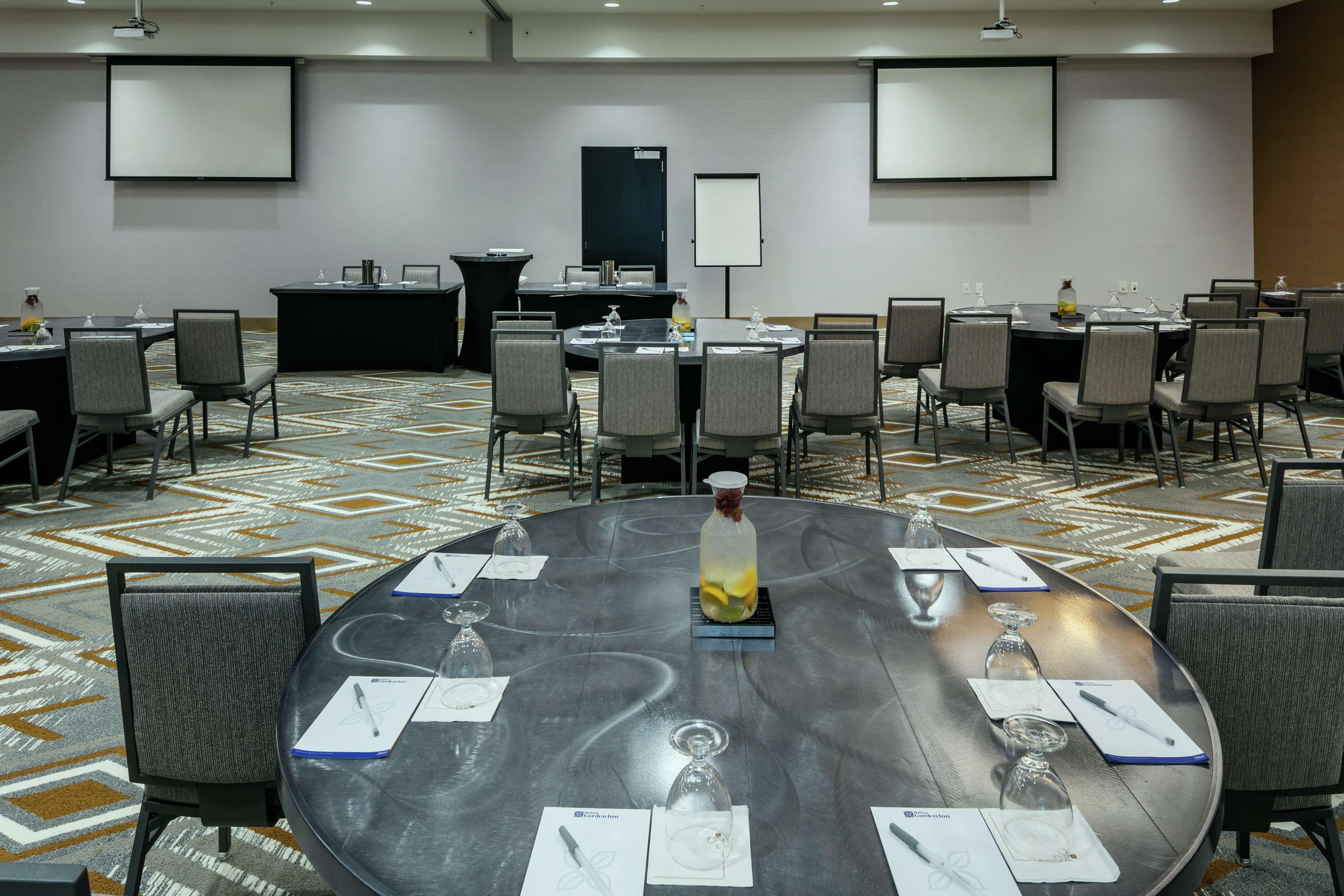 Hilton Garden Inn Seattle Bellevue Downtown, Wa Bagian luar foto