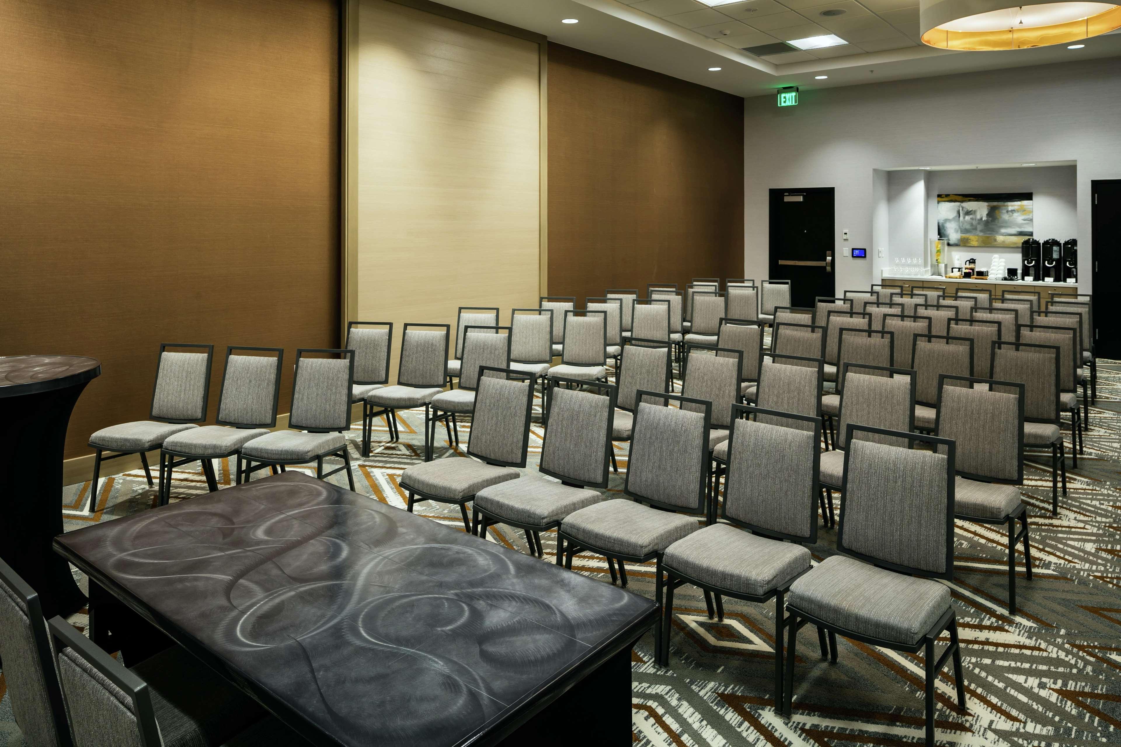 Hilton Garden Inn Seattle Bellevue Downtown, Wa Bagian luar foto