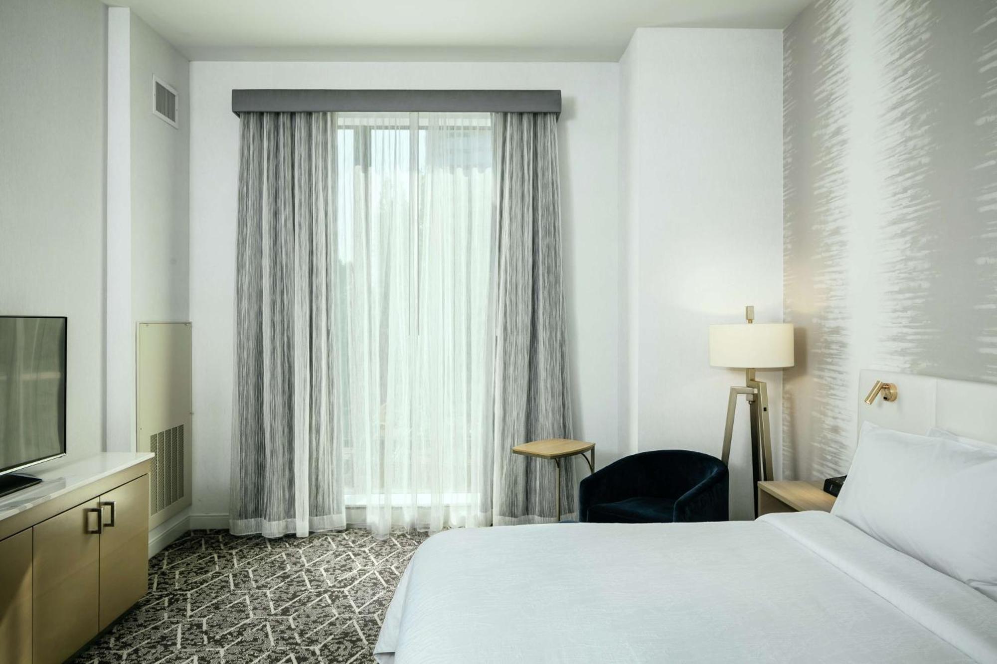 Hilton Garden Inn Seattle Bellevue Downtown, Wa Bagian luar foto