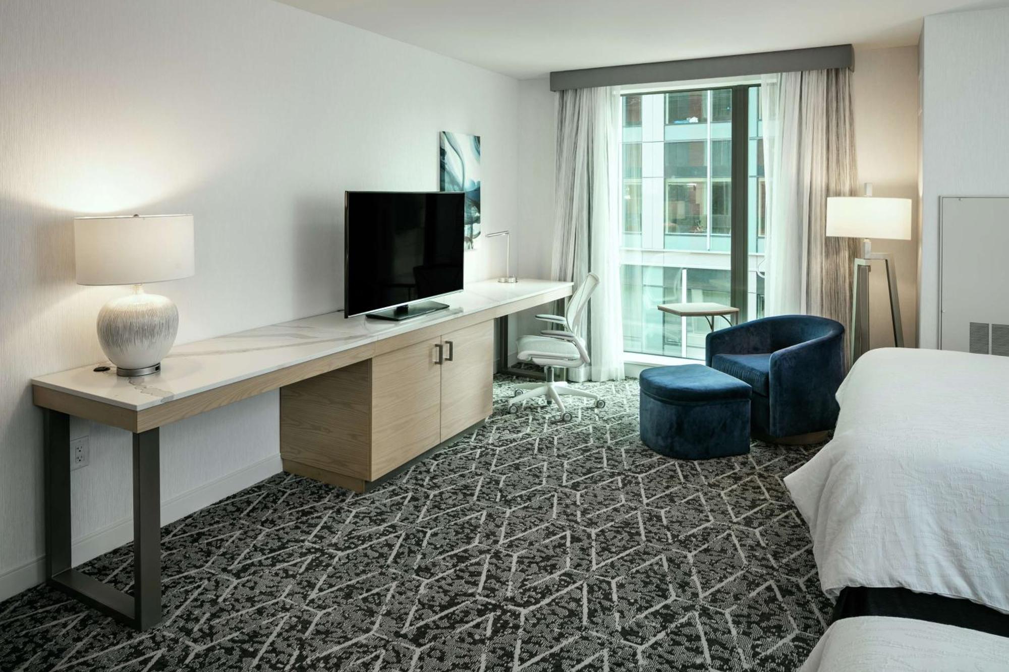 Hilton Garden Inn Seattle Bellevue Downtown, Wa Bagian luar foto