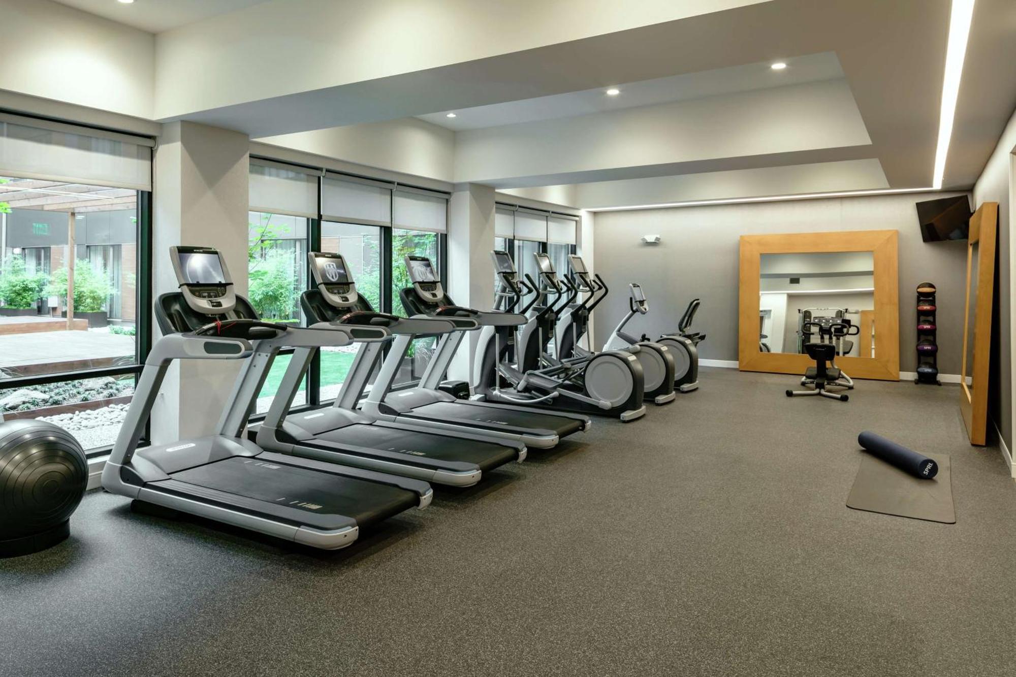 Hilton Garden Inn Seattle Bellevue Downtown, Wa Bagian luar foto